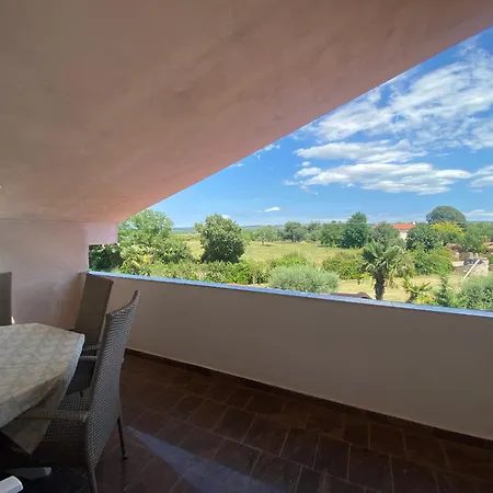 Angiolina Apartament *