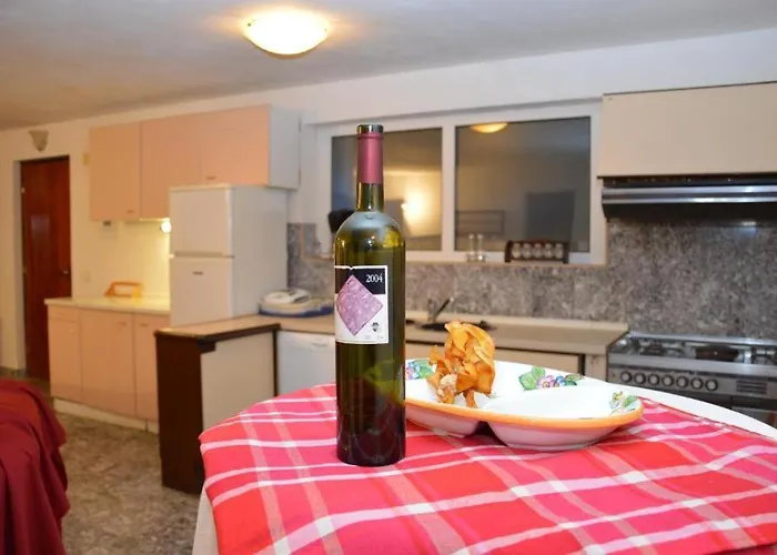 Angiolina * Nova Vas (Porec)