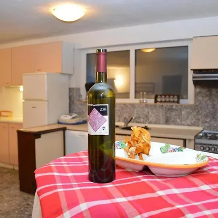 Angiolina * Nova Vas (Porec)